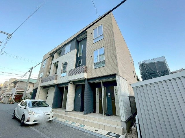 カーサユタカの外観