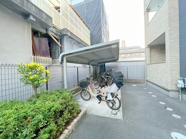 カーサユタカのエントランス