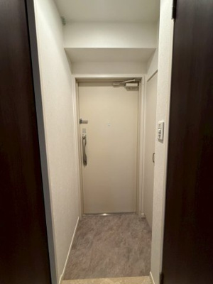 【玄関】 | スプランディッド新大阪DUE