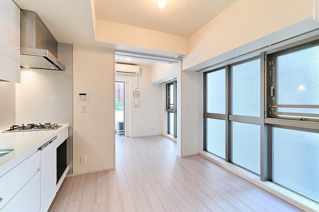 ディームス大手町ノースの居間・リビング