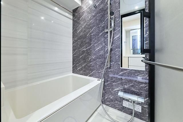 ディームス大手町ノースの浴室