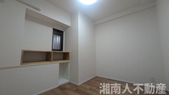 ライオンズマンション藤沢鵠沼の洋室|明るい洋室です