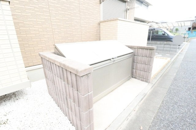 オーカー・ボアのその他|ゴミステーション