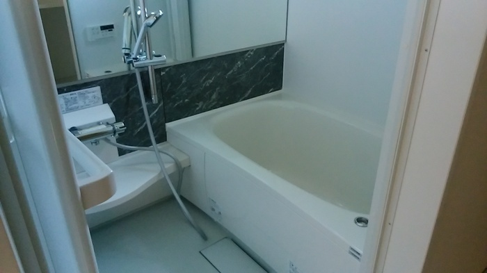 オーカー・ボアの浴室|バス