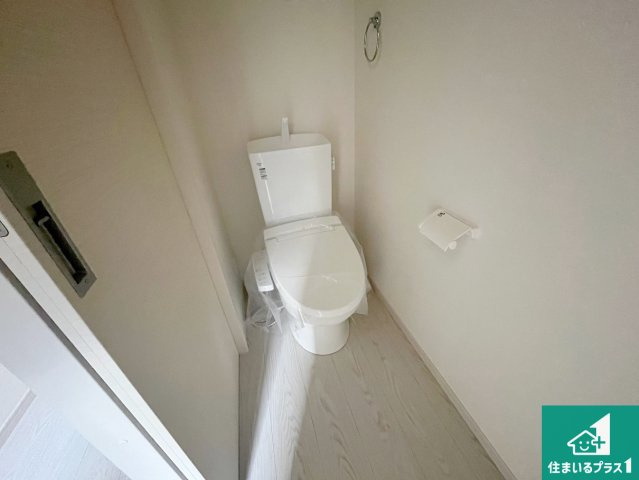 加古郡播磨町上野添　第1期　新築一戸建てのトイレ|現在の進捗状況です！順調に作業進行中、完成が待ち遠しいです！詳細の間取り等、お気軽にお問い合わせください！