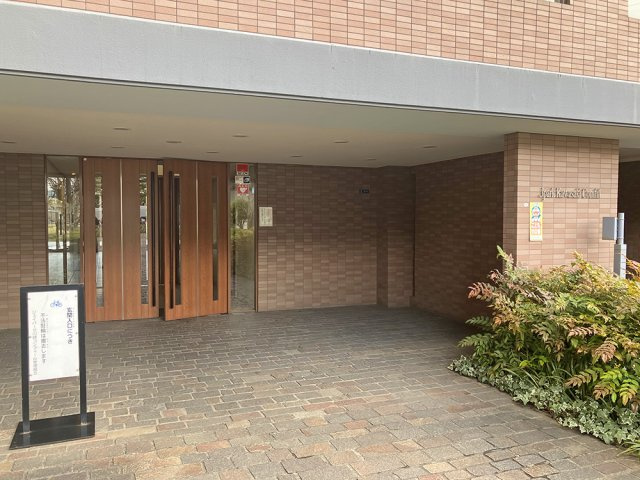 ジェイパーク川崎コンフィール 　（川崎区小田7丁目）のエントランス|毎日通るエントランスはこのようになっています