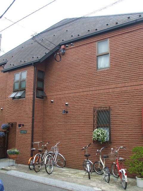 杉並区阿佐谷南３丁目のアパートのエントランス