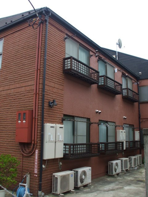 杉並区阿佐谷南３丁目のアパートのバルコニー