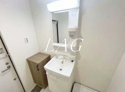 【洗面所】 | Chum 358 | 独立洗面台です。