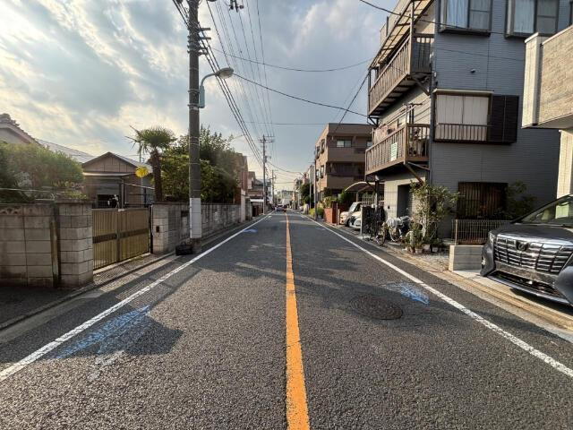 江戸川区宇喜田町の中古一戸建の前面道路含む現地写真|前面道路 