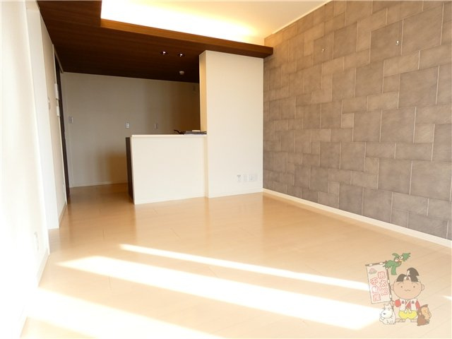 エストガーデン青江の居間・リビング