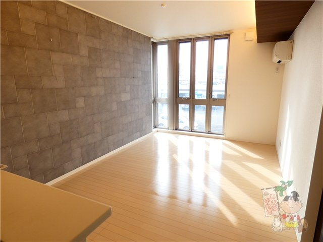 エストガーデン青江の居間・リビング