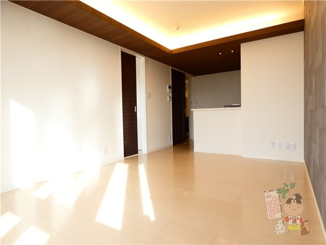 エストガーデン青江の居間・リビング