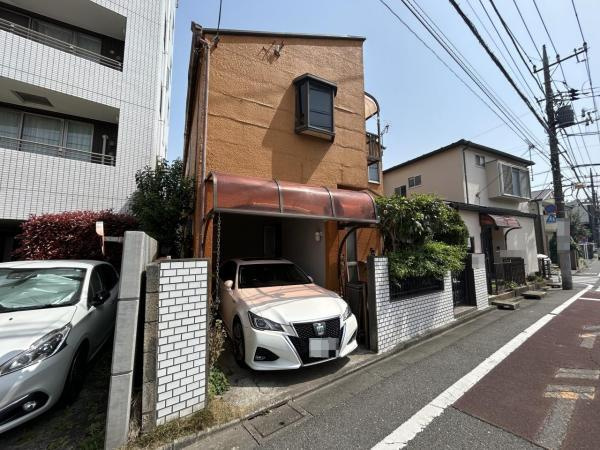大田区南馬込６丁目の中古一戸建の前面道路含む現地写真|外観です。 