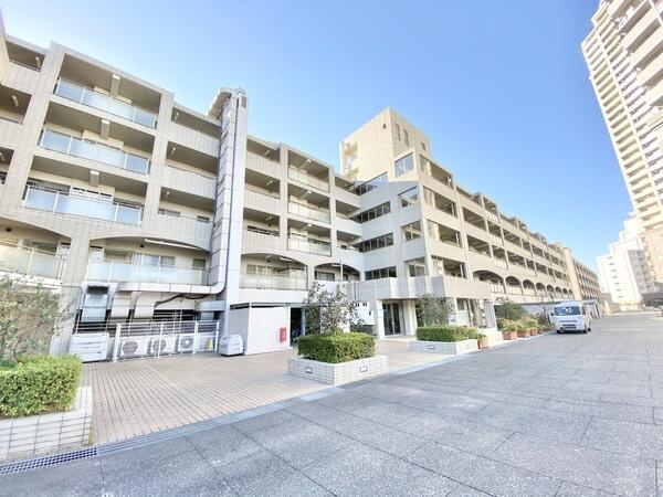 港区台場１丁目の賃貸マンションの外観| 