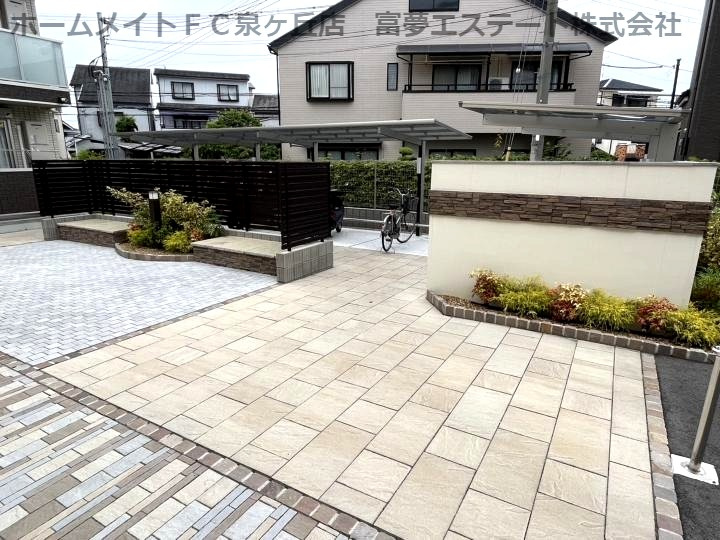 Agerate（アジェラート）A棟のエントランス