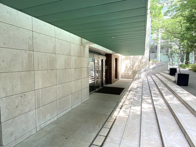 港区六本木６丁目の賃貸マンションのロビー| 