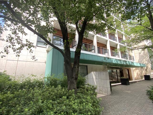 港区六本木６丁目の賃貸マンションの周辺|１階はエントランスフロアーの… 