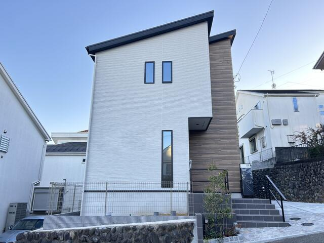 町田市東玉川学園４丁目の新築一戸建の外観|現地（２０２４年１２月）撮影 