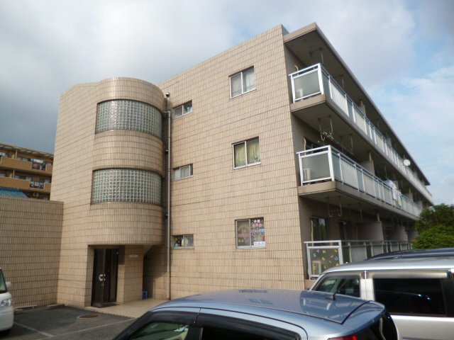 ベルメゾンツチヤの外観