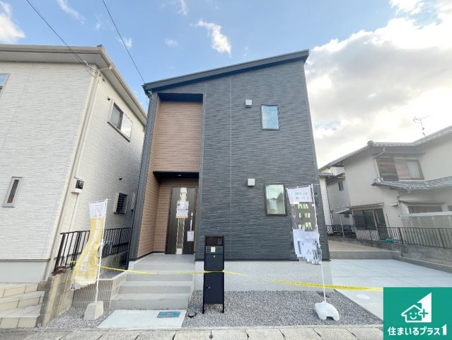 栗東市小平井　第1期　新築一戸建ての外観|安心の10年保証！外観を美しく保ち、雨水で汚れを落とします！気になることがありましたら、お気軽にお問い合わせください！