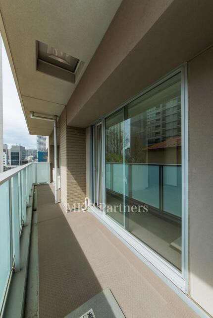 港区赤坂１丁目の賃貸マンションのロビー| 