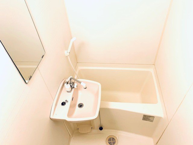 レオパレスエスペランサの浴室|きれいなお風呂です