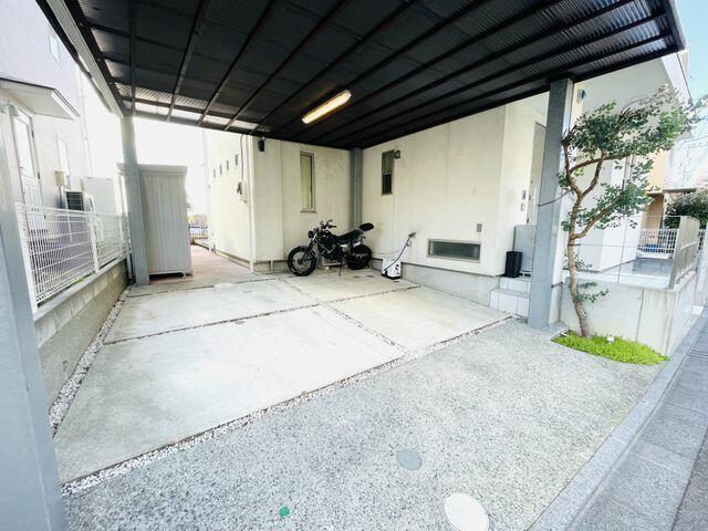 町田市能ヶ谷５丁目の中古一戸建の駐車場|カースペース 