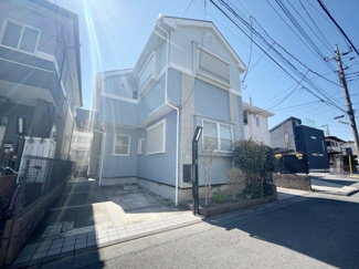 【外観】 | 世田谷区北烏山8丁目4LDK一戸建て | 2018年6月に外壁・屋根塗装工事済みです。1999年築・新耐震基準の一戸建て