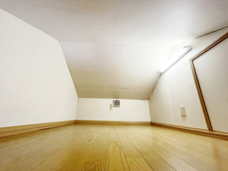 【収納】 | 世田谷区北烏山8丁目4LDK一戸建て | 2階廊下の上部に、小屋裏収納があります。季節ものの収納等にピッタリの空間です！