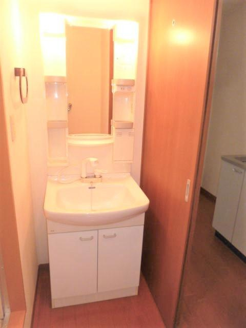 フローラ櫛引　A棟の洗面所|現況優先です