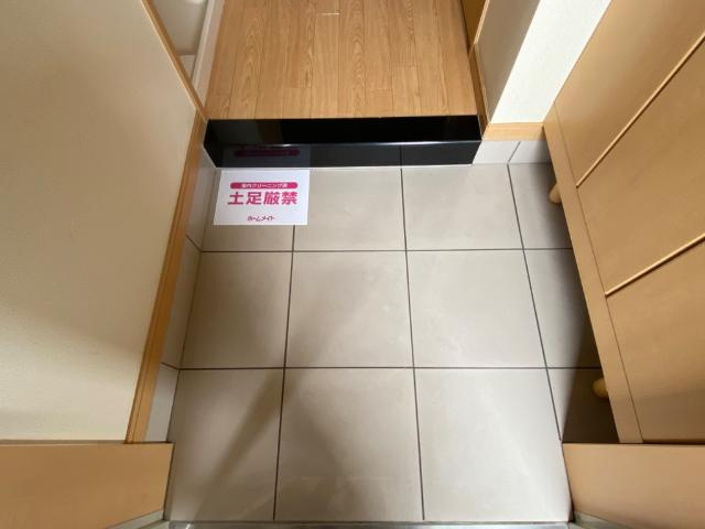 ロイヤルハイツの玄関|玄関