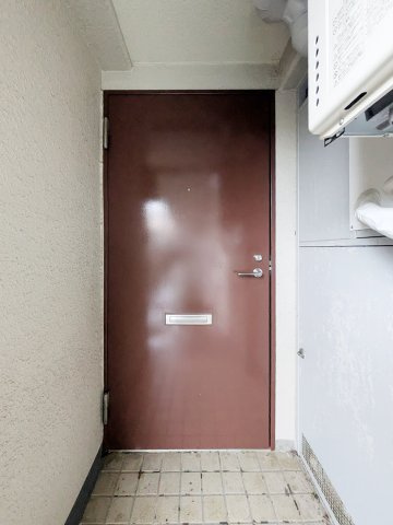 ヴィラ東川口の玄関|落ち着いた玄関です