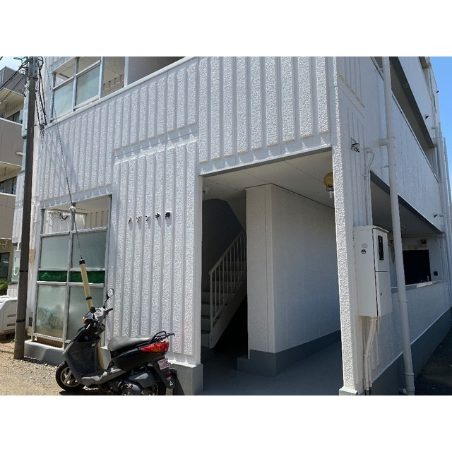 メゾン中郷の外観|外観は落ち着いています