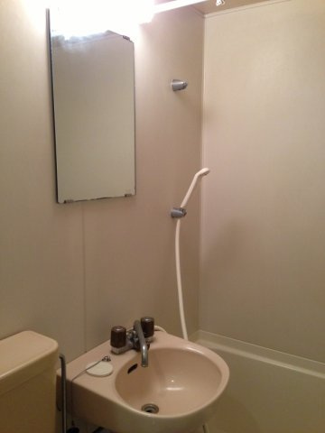 レオパレス与野本町第６の浴室|3点ユニット