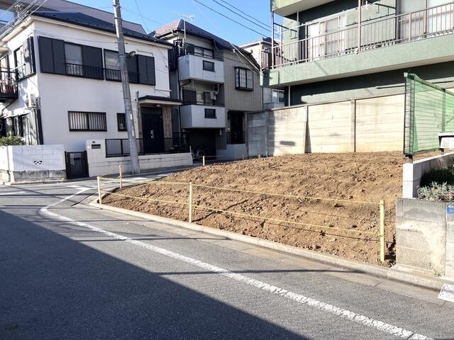 板橋区徳丸３丁目の新築一戸建の前面道路含む現地写真| 