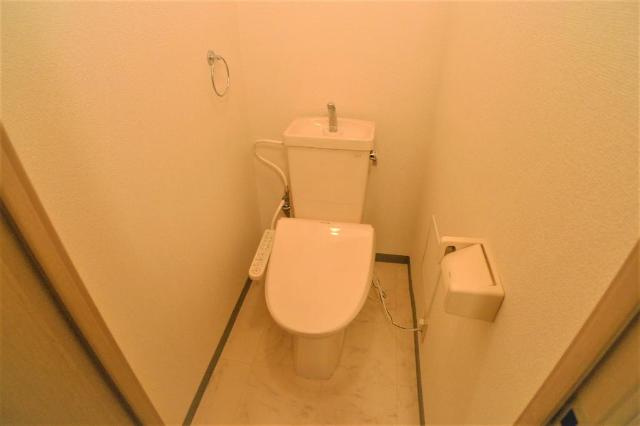 グランディールYOKOYAMA　Ⅱ(グランディールヨコヤマ)のトイレ|シャワー付トイレ