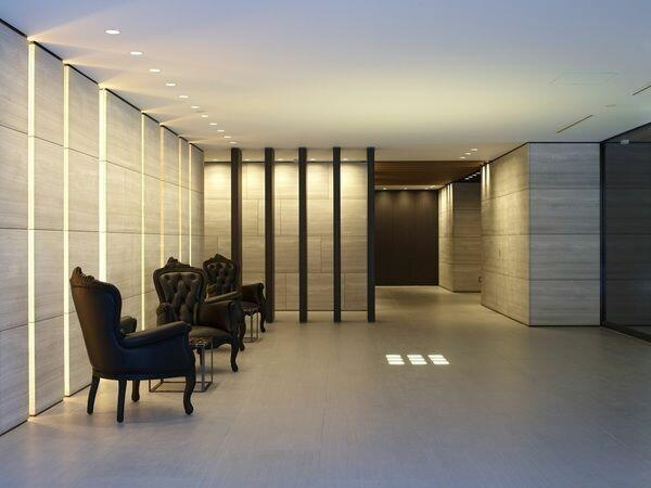 港区六本木６丁目の賃貸マンションのロビー| 