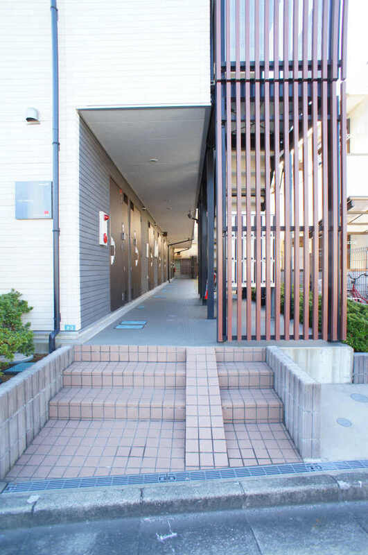 リブリ・ADハウスのエントランス|建物の内部です