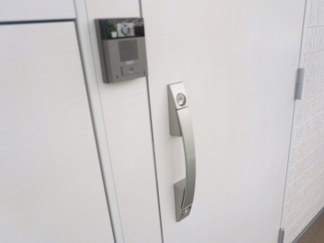 リブリ・クレール浦和のセキュリティ|★ＴＶモニターホンを完備しています。★