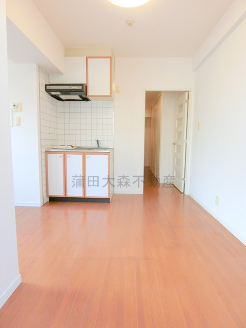 ジェイパーク南大井の居間・リビング