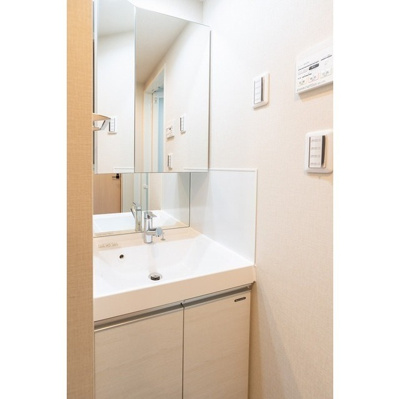 【独立洗面台】 | コンフォリア東大井Ⅱ