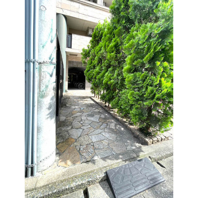 【庭】 | 仲介手数料０円！HPには初期費用掲載！「プライスホーム」で検索！クレストパーク平尾