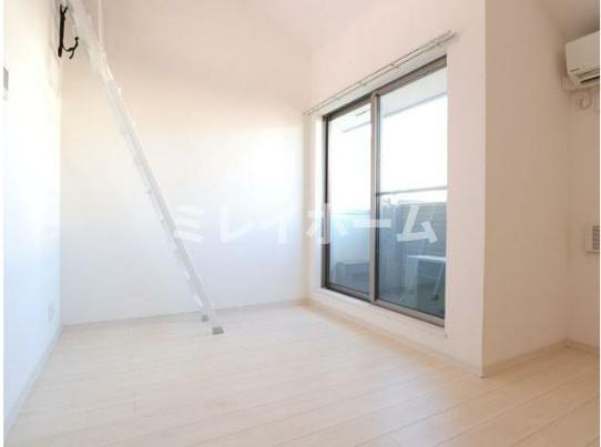 バロス大森の居間・リビング