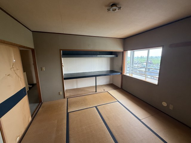 川越グリーンパークA-1号棟 の和室