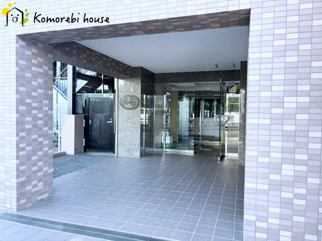 ルピナス大宮桜木町のエントランス|きれいに保たれているエントランスが向かい入れてくれます。