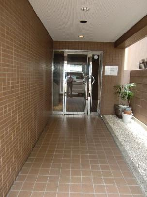 港区三田２丁目の賃貸マンションのロビー|エントランス 