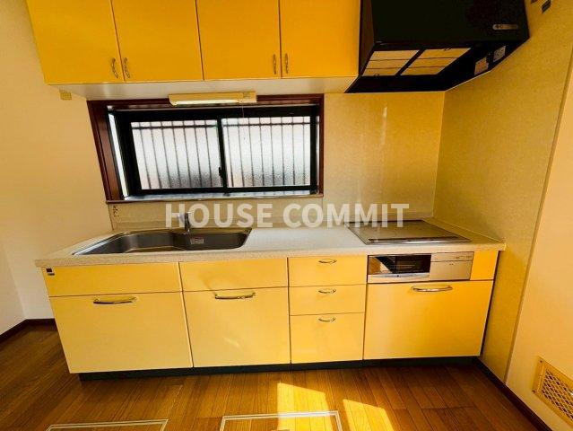 八街市八街ろ　中古戸建のキッチン