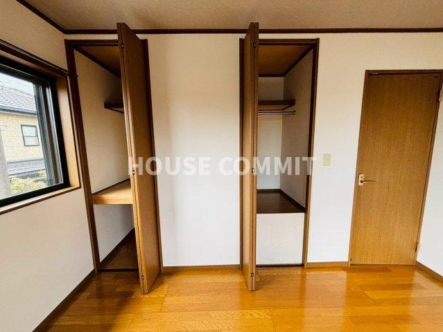 八街市八街ろ　中古戸建の洋室