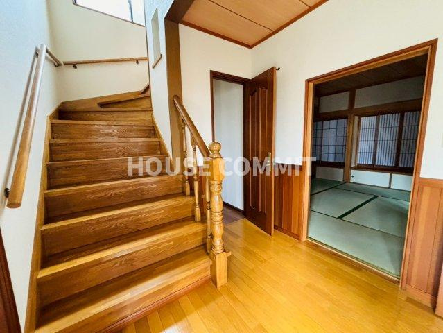 八街市八街ろ　中古戸建の内装